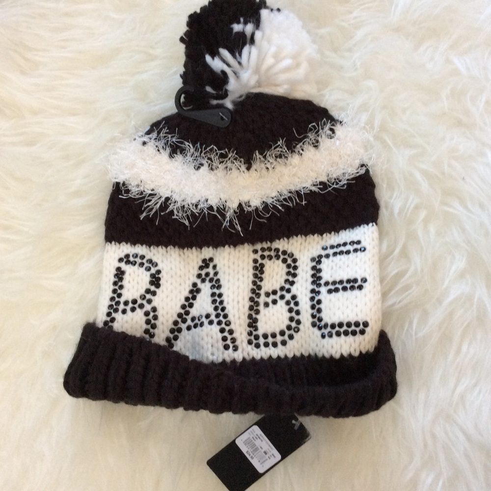 NWT Embellished “BABE” Pom Pom Hat - Picture 4 of 6